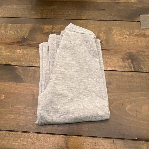 Cat & Jack Long Sleeve T-Shirt 🫧🫧🫧 - Picture 6 of 8